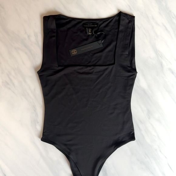 NWT House of Harlow 1960 Bodysuit - Square Neck High Back Sleeveless Size S - Picture 2 of 8